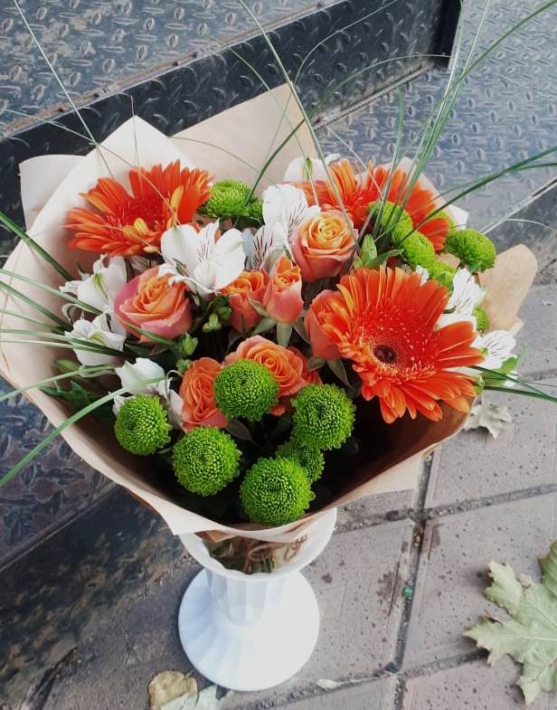 Букет цветов из: Герберы, Хризантемы, Альстромерии и Розы в Ногире