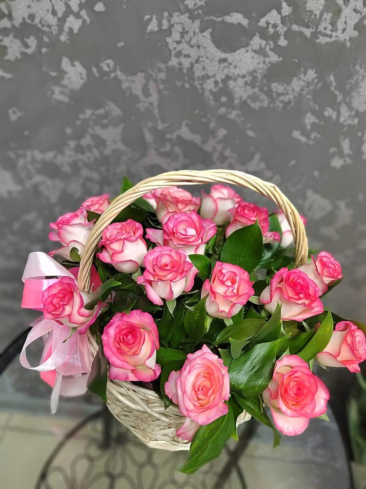 Цветочная композиция из Розы в корзине в Ногире