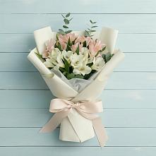 Букет цветов из:  Альстромерии в Ногире