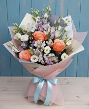 Букет цветов из:  Лизиантусы, Розы, Альстромерии и Гипсофила в Ногире