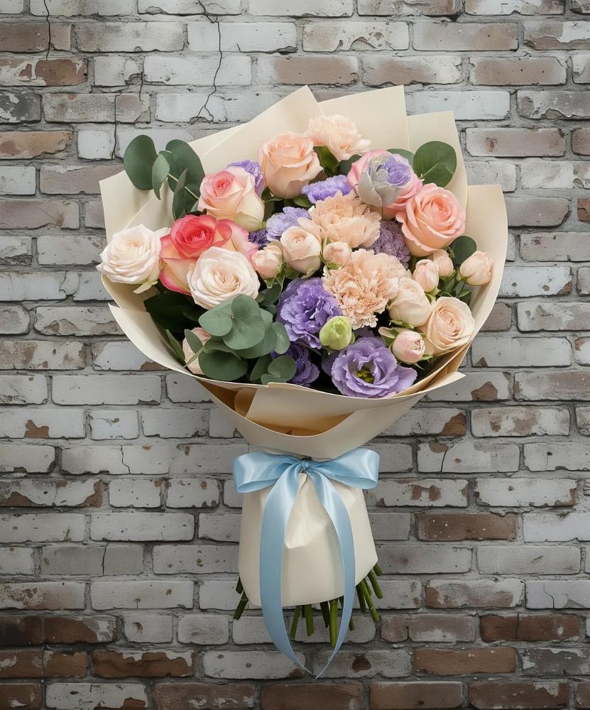 Букет цветов из: Розы, Лизиантусы и Гвоздики в Ногире