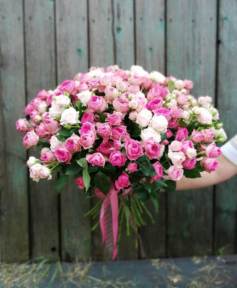 Букет Розовые кустовые розы Натали и Лав Лидия в Ногире