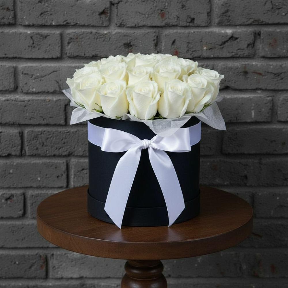 Цветочная композиция из Розы в шляпной коробке в Ногире