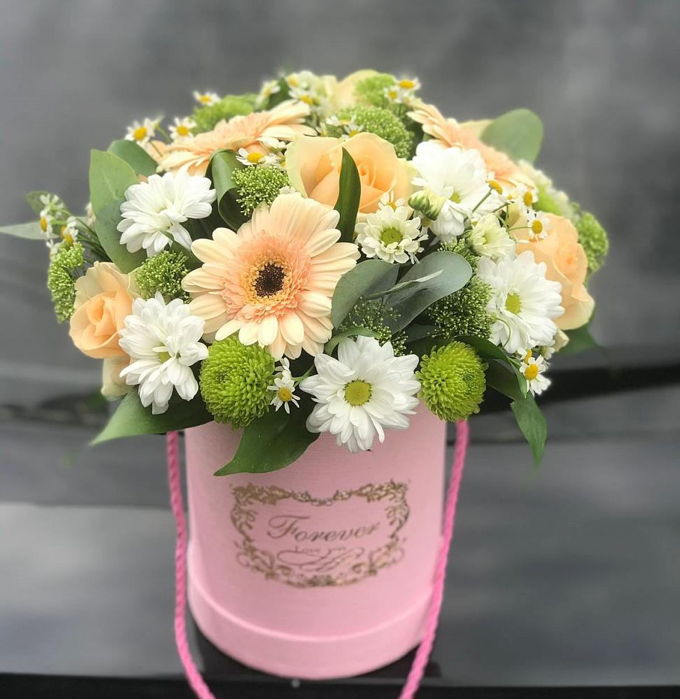 Цветочная композиция из Розы, Герберы и Хризантемы в шляпной коробке в Ногире