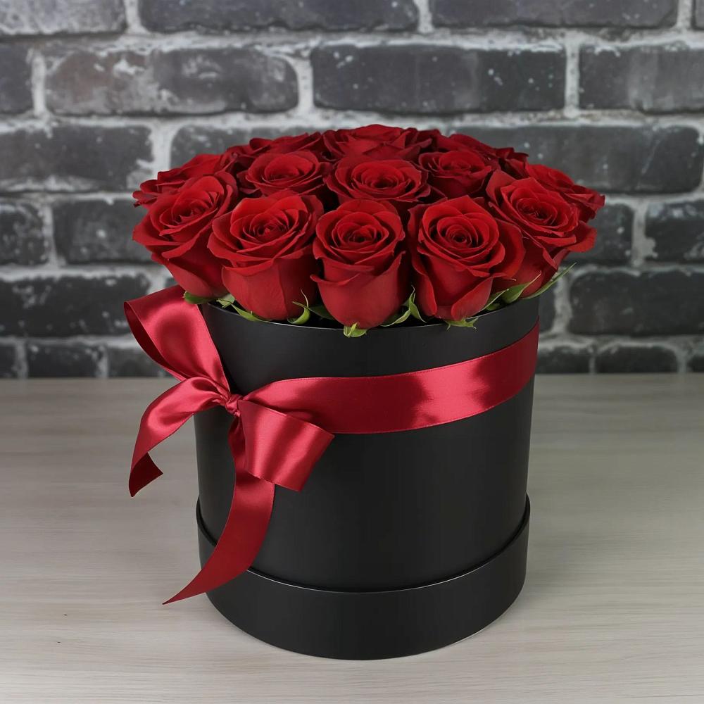 Цветочная композиция из Розы в шляпной коробке в Ногире