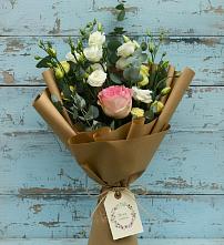 Букет цветов из:  Розы и Лизиантусы в Ногире
